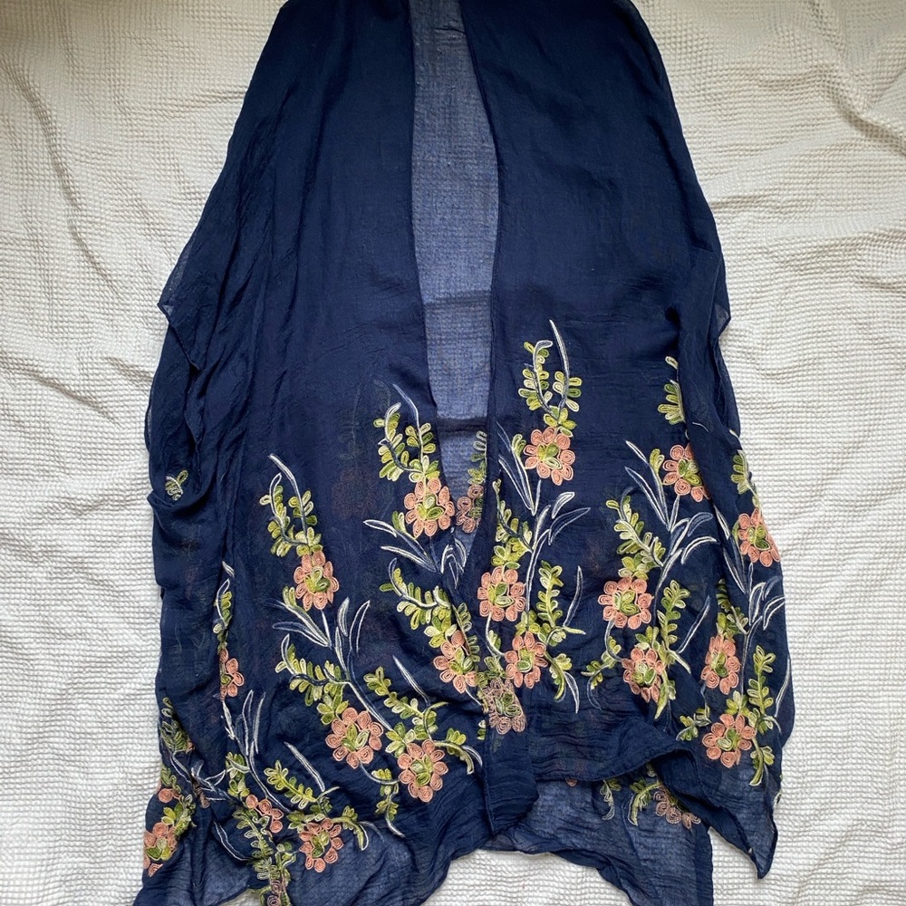 Francesca's Navy Blue Lightweight Layering Top